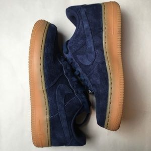 Nike Air Force One suede